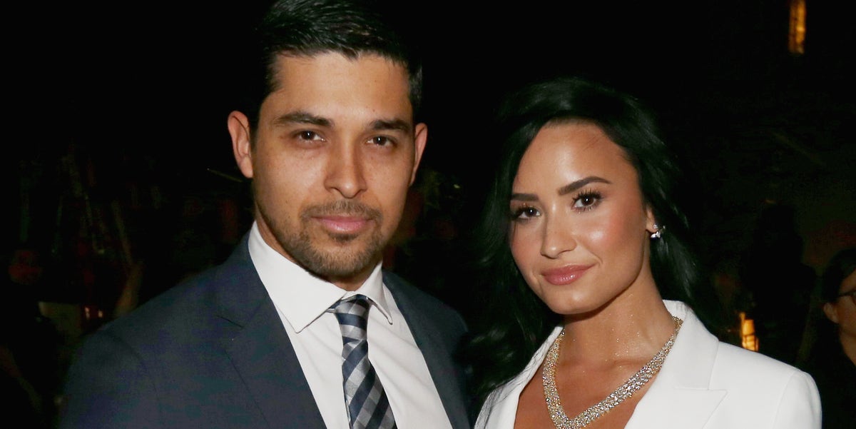 Demi Lovato's Complete Dating History - NewsOpener Demi Lovato's Complete Dating History