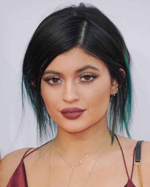 Khloe Kardashian Defends Kylie Jenner S Lip Filler Decision