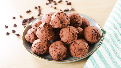 keto brownie bombs keto brownie bombs
