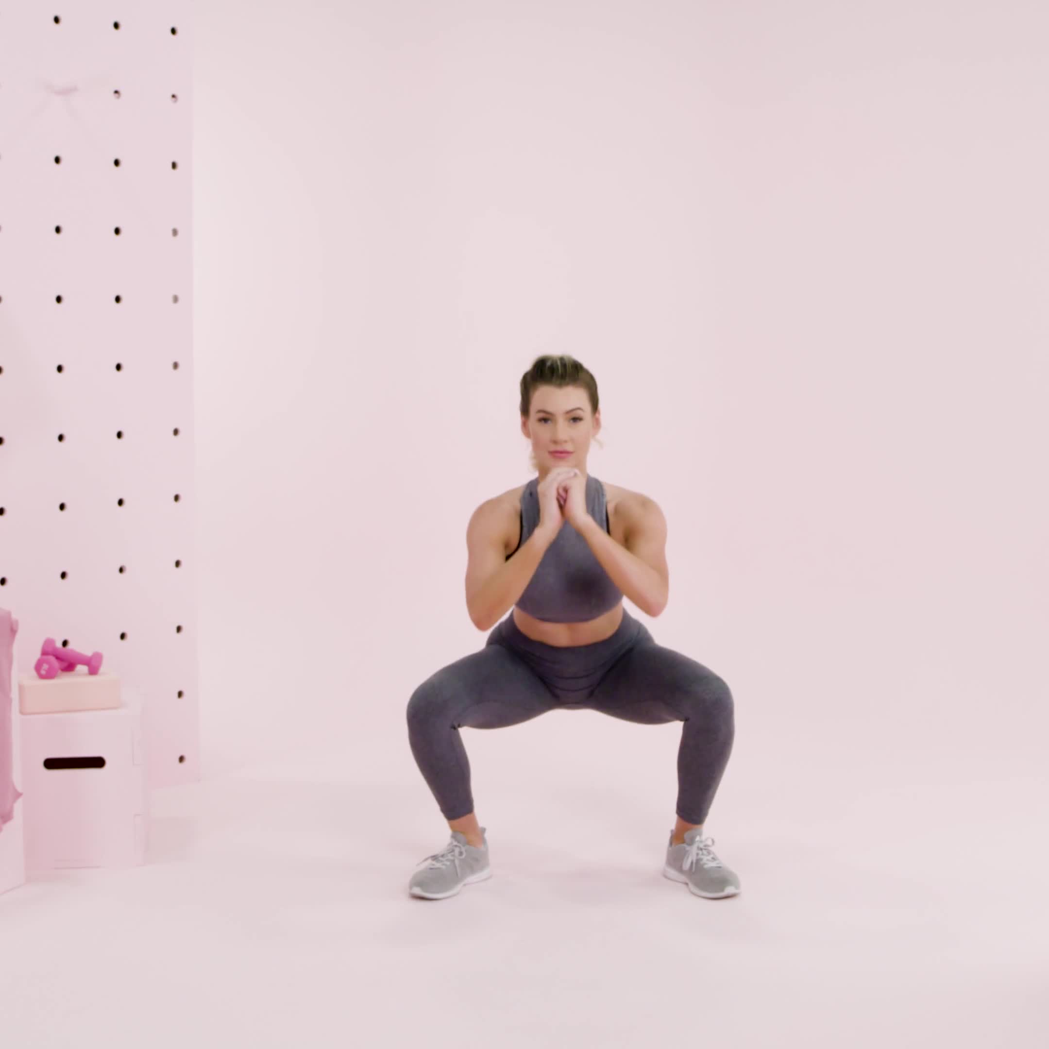 10 Types of Squats to Spice Up Your Workout & Their Benefits - Welltech