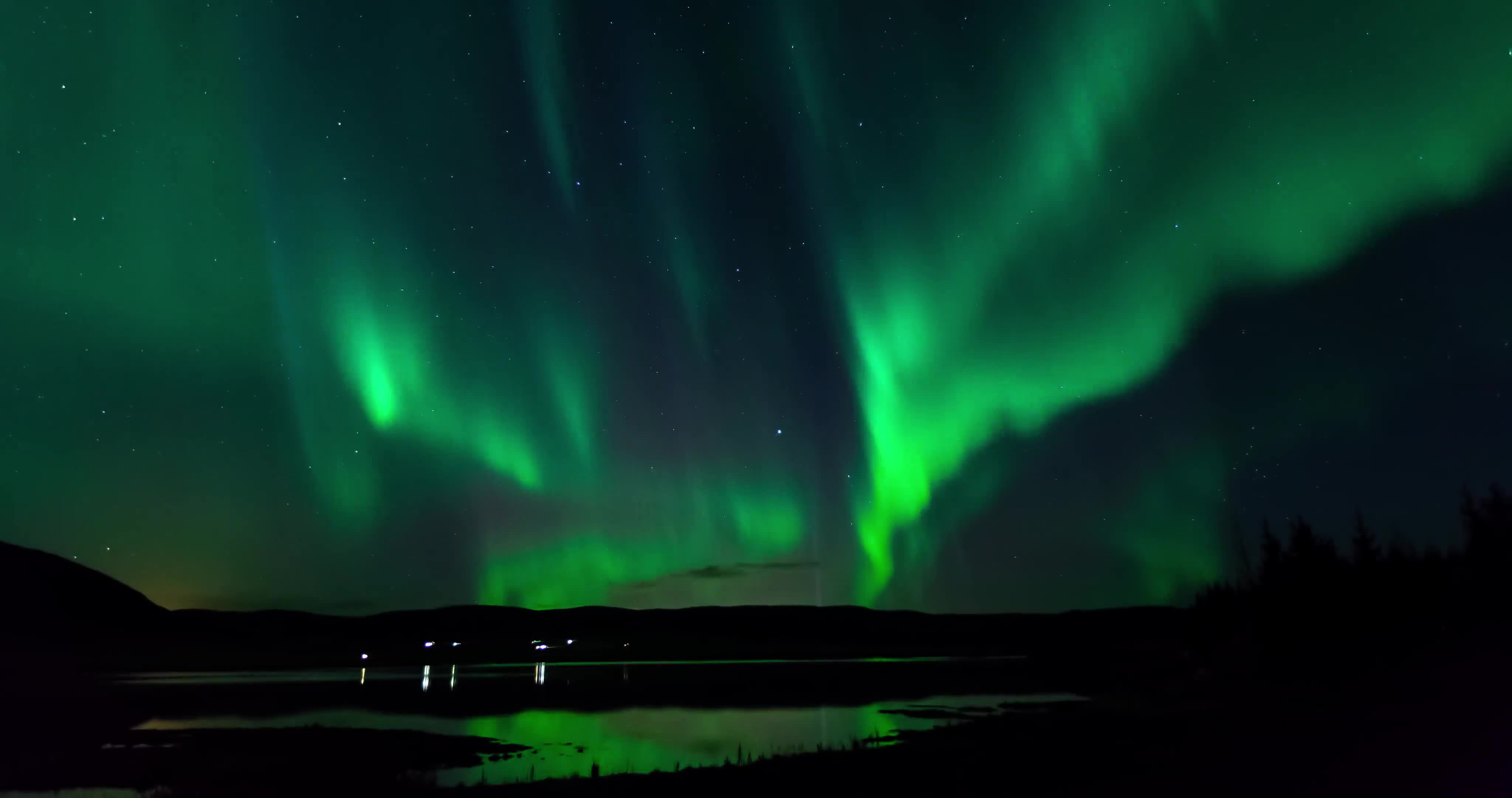 Aurora Seen Across The World In The Strongest Displays For 20 Years
