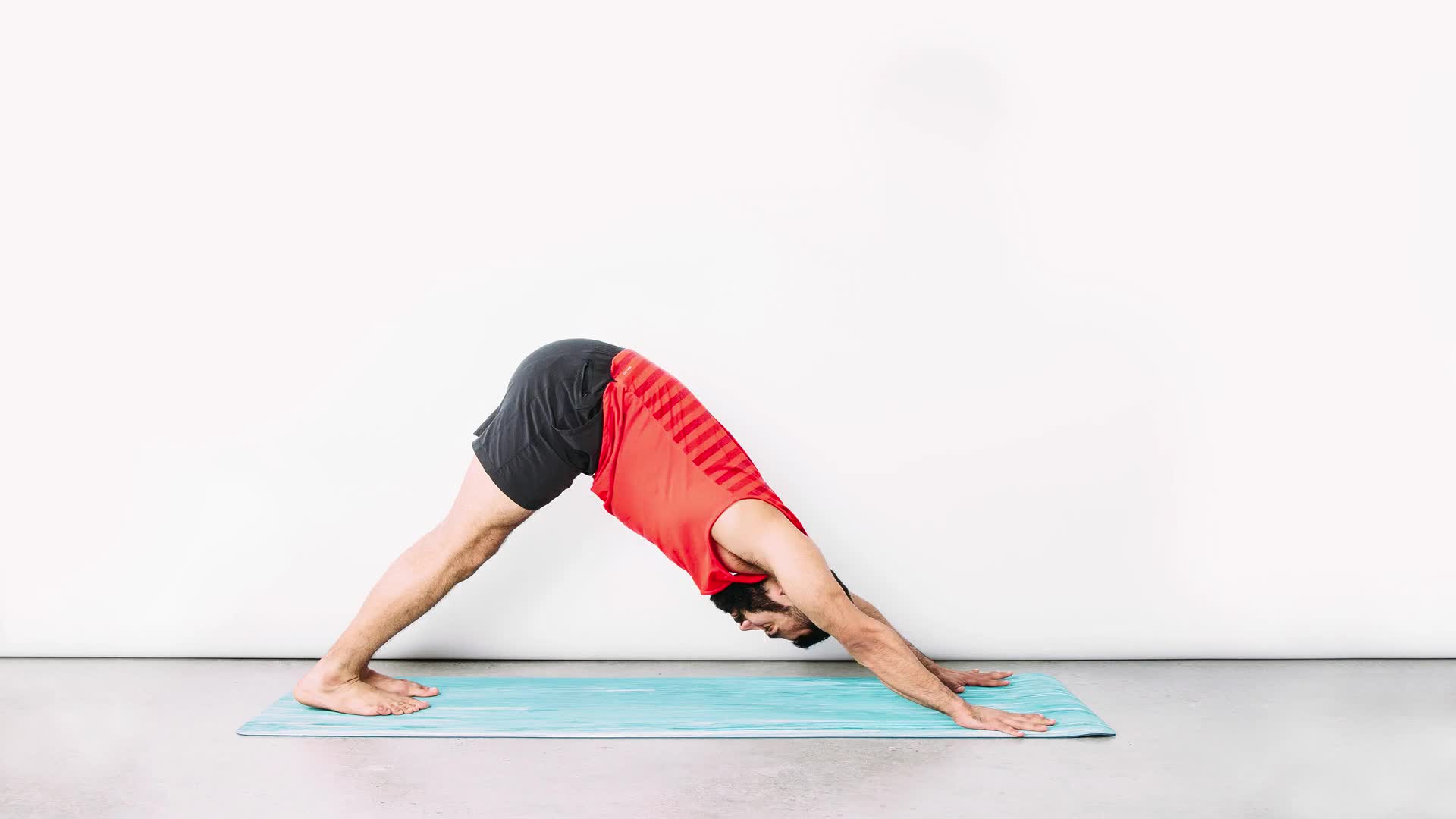 Yoga: Front split with side bend