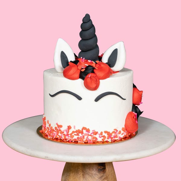 DIY Valentine's Day Cake Kit + Live Cake-Decorating Class