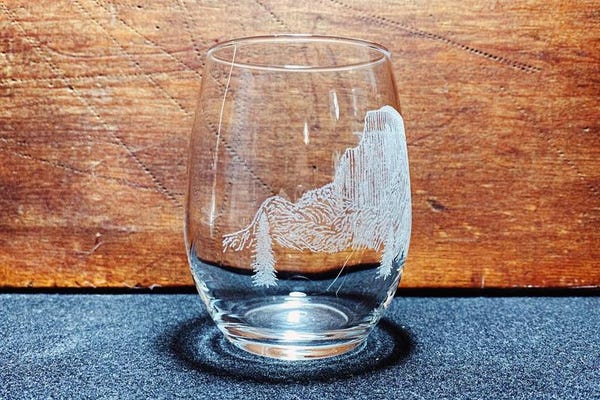 Yosemite - California - Sierra Nevadas - Half Dome Engraved Crystal Stemless Wine Glass