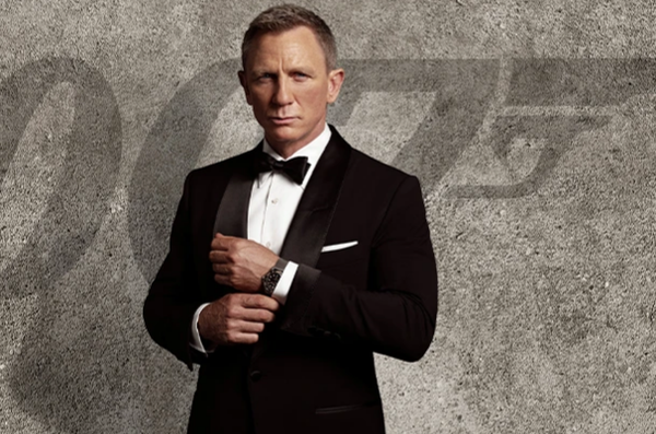 007 JAMES BOND 12 Days of Bond paper-wrapped advent calendar