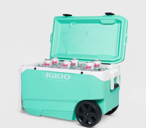 Igloo Flip and Tow Latitude 90qt Roller Cooler

