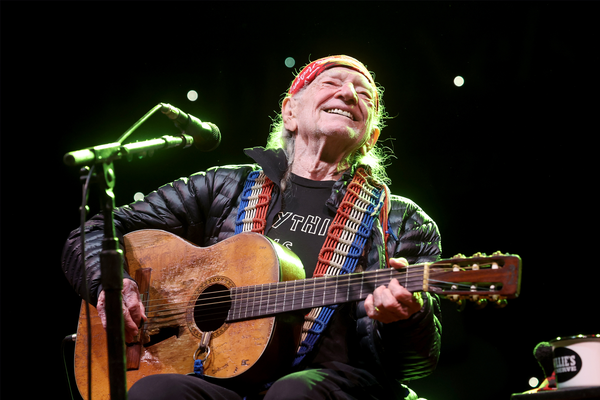 Willie Nelson @ Whitewater Amphitheater May 27-29 Tickets 