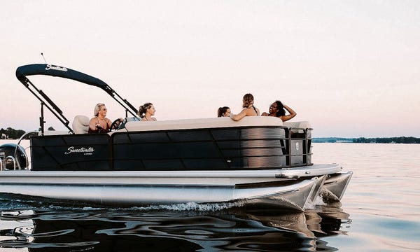Explore Lake Tahoe in our luxury pontoon boat