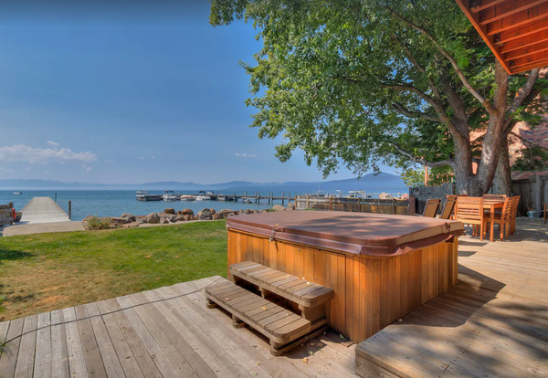 Brockway Vista Lakefront - Gorgeous Remodeled 5 BR with Buoy, Pier, & Private Hot Tub!
