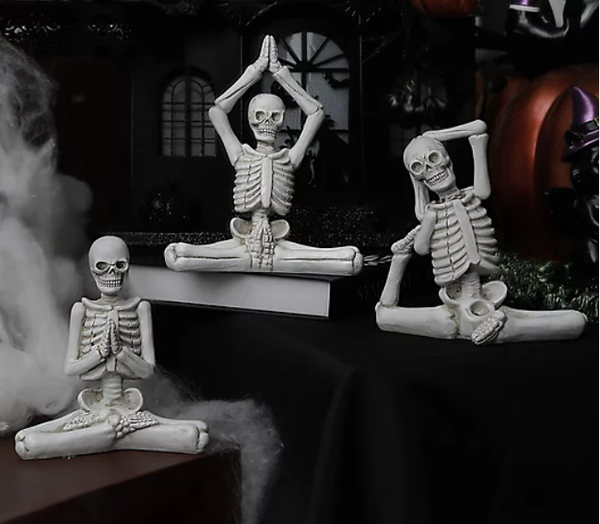 5.5-Inch Halloween Yoga Posing Skeleton