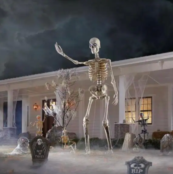 12 ft Giant-Sized Skeleton with LifeEyes(TM) LCD Eyes
