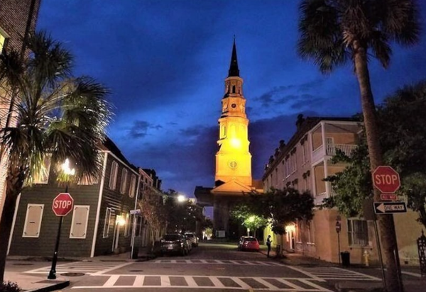 Charleston's Pleasing Terrors Night-Time Walking Ghost Tour