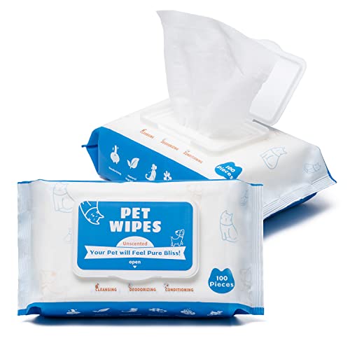 Grooming wipes for dogs and cats