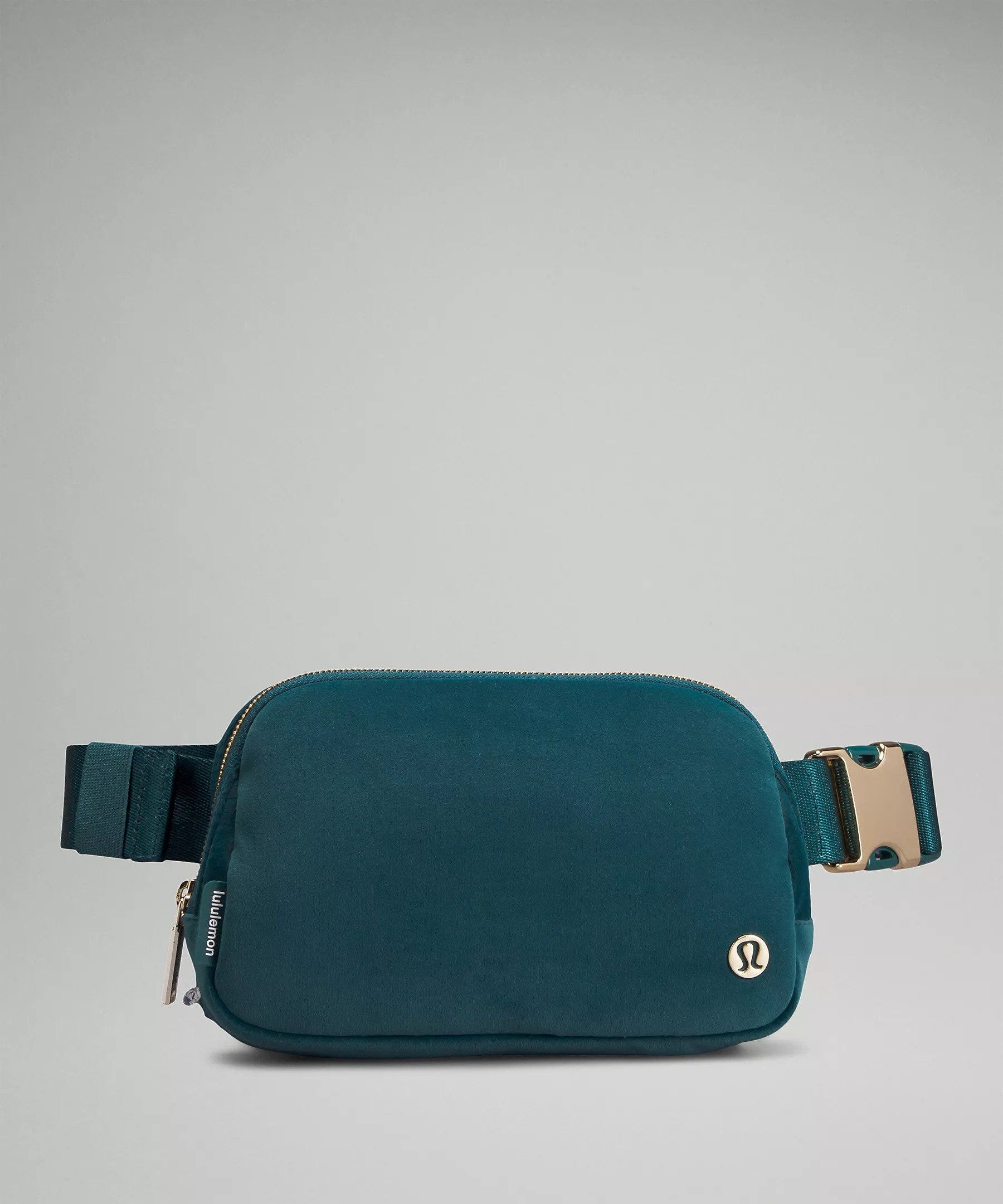 Lululemon Everywhere Belt Bag velour on sale black and gold