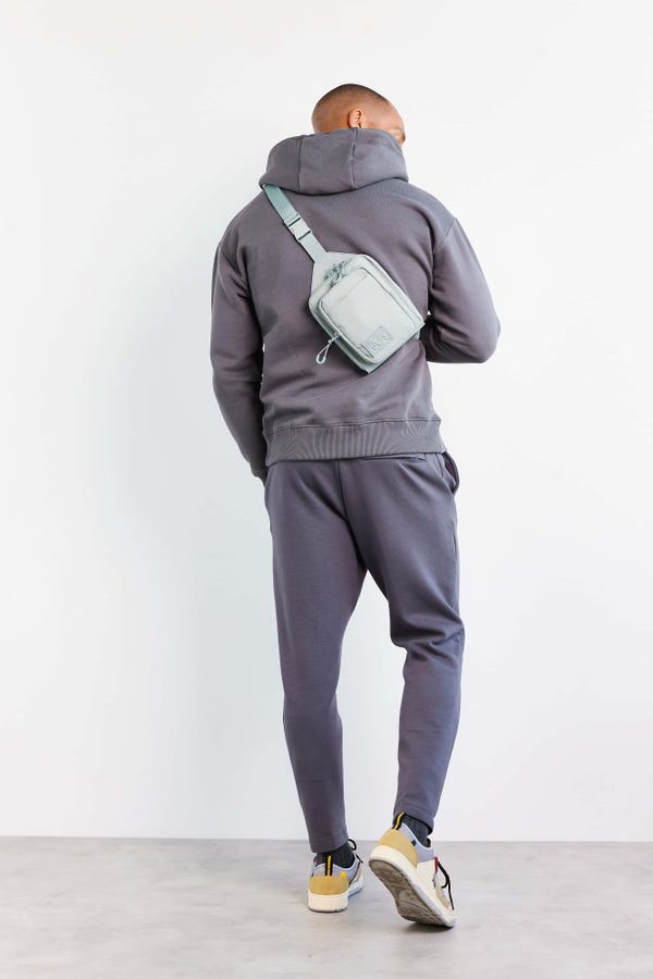 The Beis Sport Sling is TikTok’s favorite new travel bag