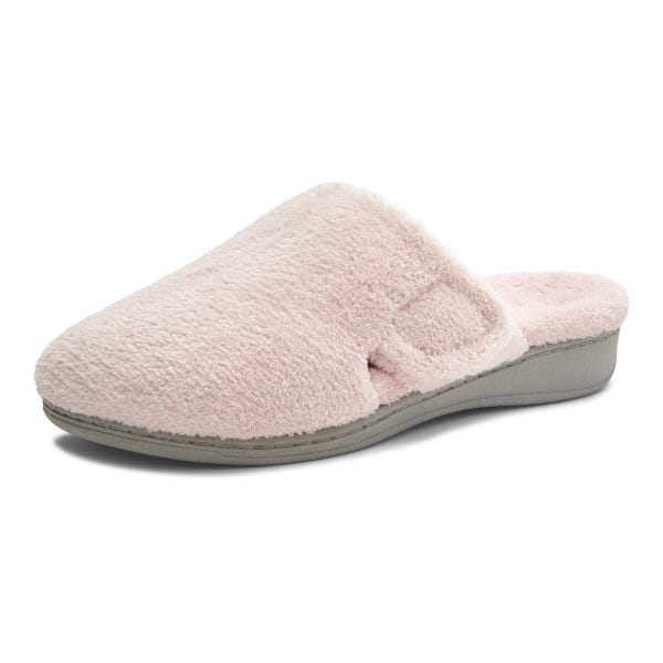 11 Best Slippers For Women Of 2024, Per A Podiatrist And Editors